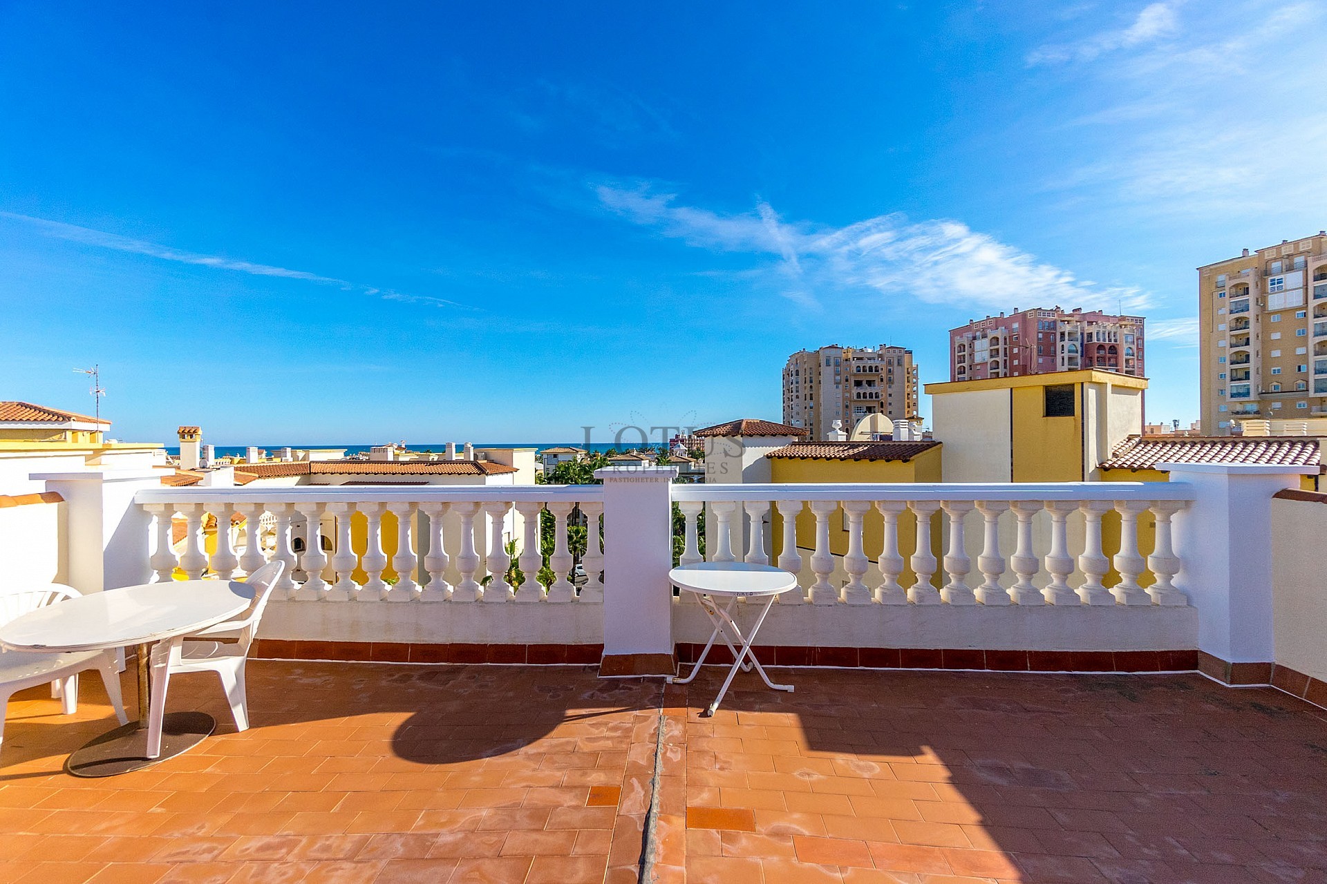 Vacker lägenhet i lyxiga Aldea del Mar med 3 sovrum och 2 badrum - Lotus Properties