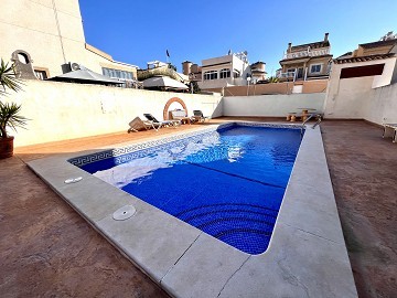 BONITO ADOSADO  - ORIHUELA COSTA - Lotus Properties