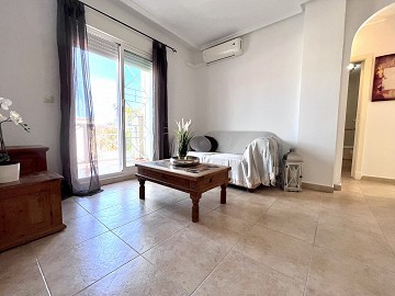 Bungalow de planta alta con vistas al mar en Altos de la Bahia, Torrevieja - Lotus Properties