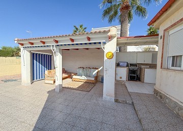 Beautiful 3 bedrooms villa with private pool in San Luis - Lotus Properties