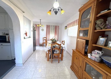 Beautiful 3 bedrooms villa with private pool in San Luis - Lotus Properties