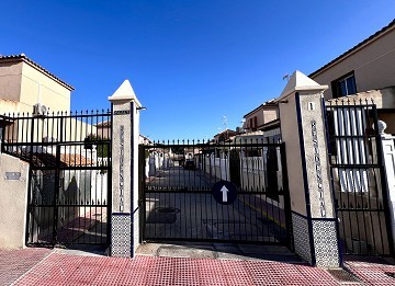 TOWNHOUSE IN LOS ALTOS - TORREVIEJA - Lotus Properties