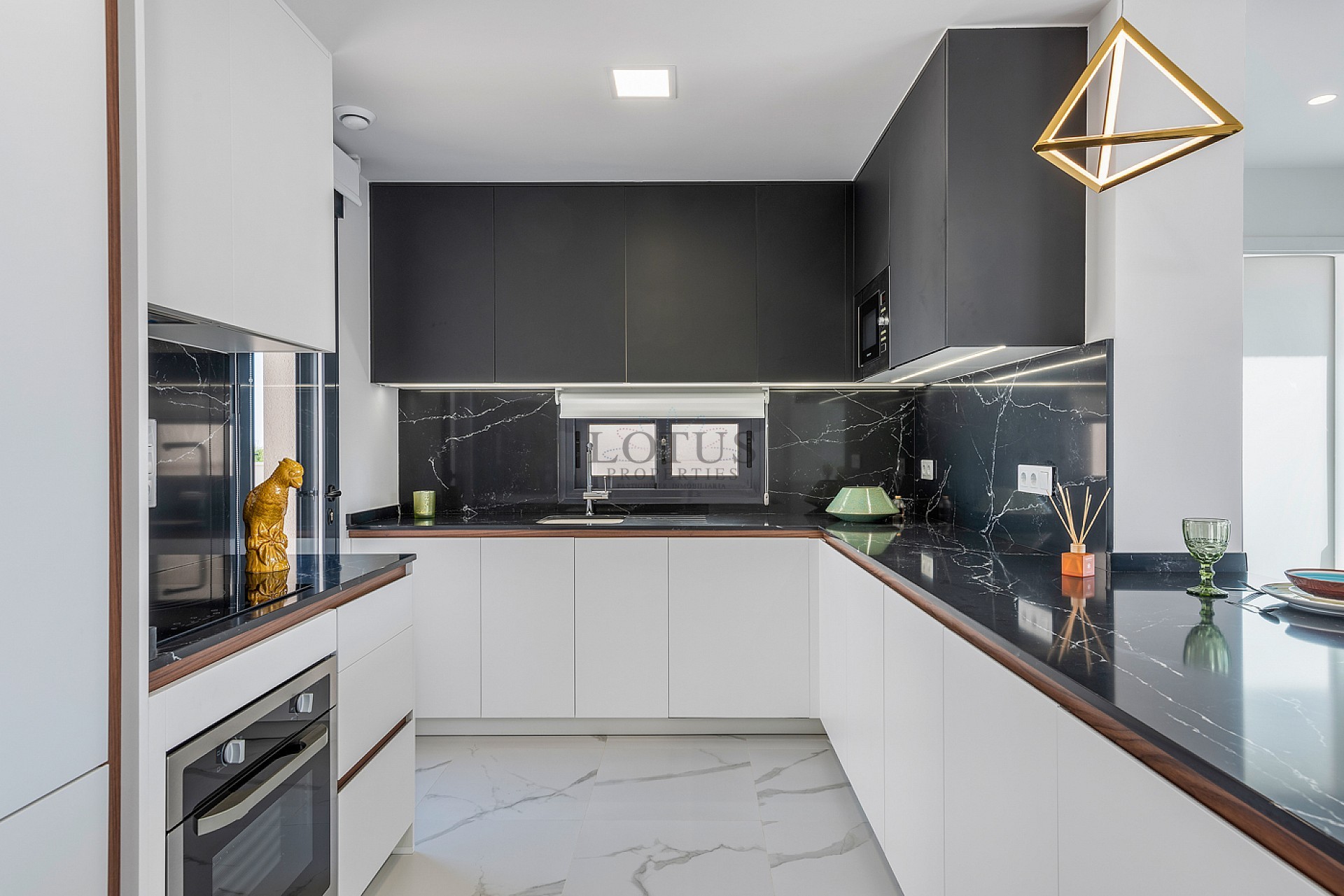 Bungalows i fantastiska res. Bellavista - Lotus Properties