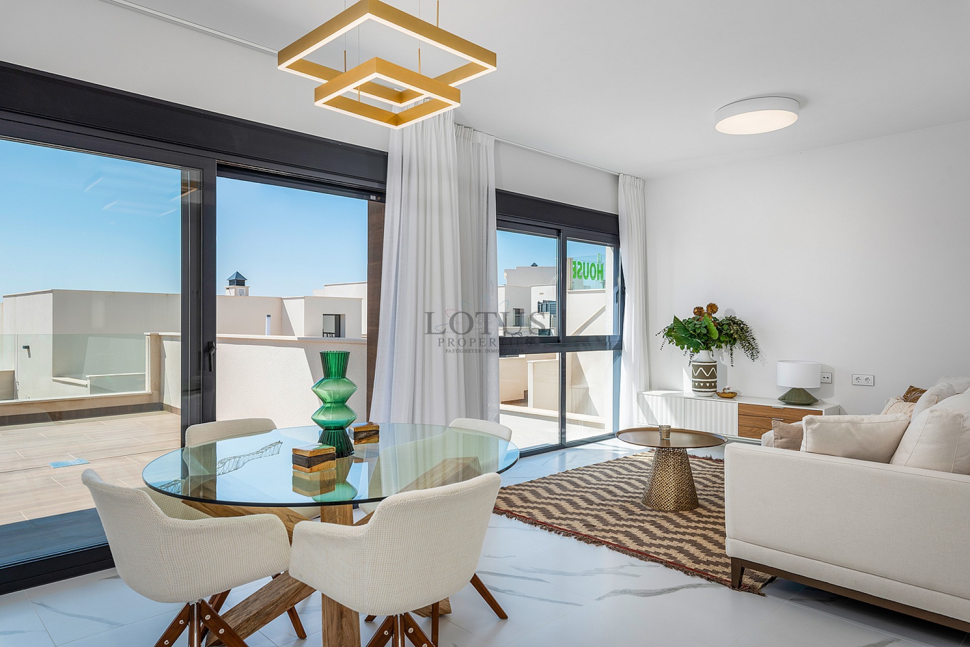 Bungalows i fantastiska res. Bellavista - Lotus Properties