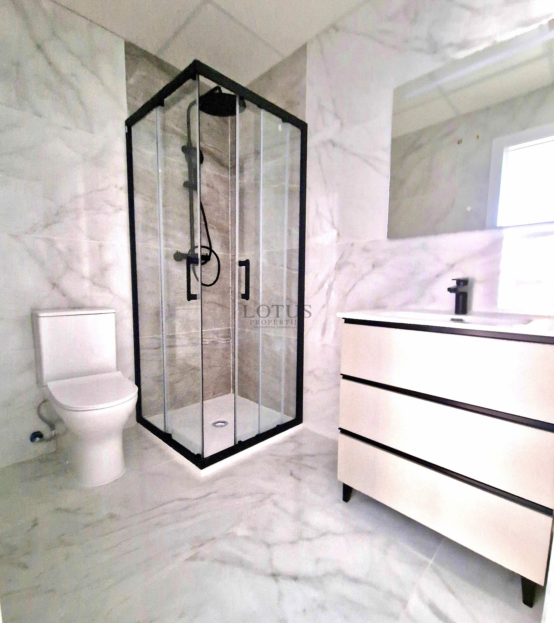 Nybyggda ettor vid La Mata stranden  - Lotus Properties