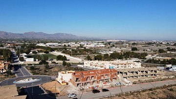 Townhouses with solarium and swimming pool in Cox - Alicante - Lotus Properties