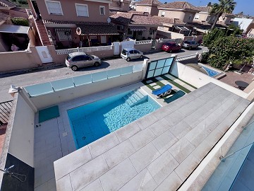 Single-storey villa with pool & roof terrace - Punta Prima - Lotus Properties