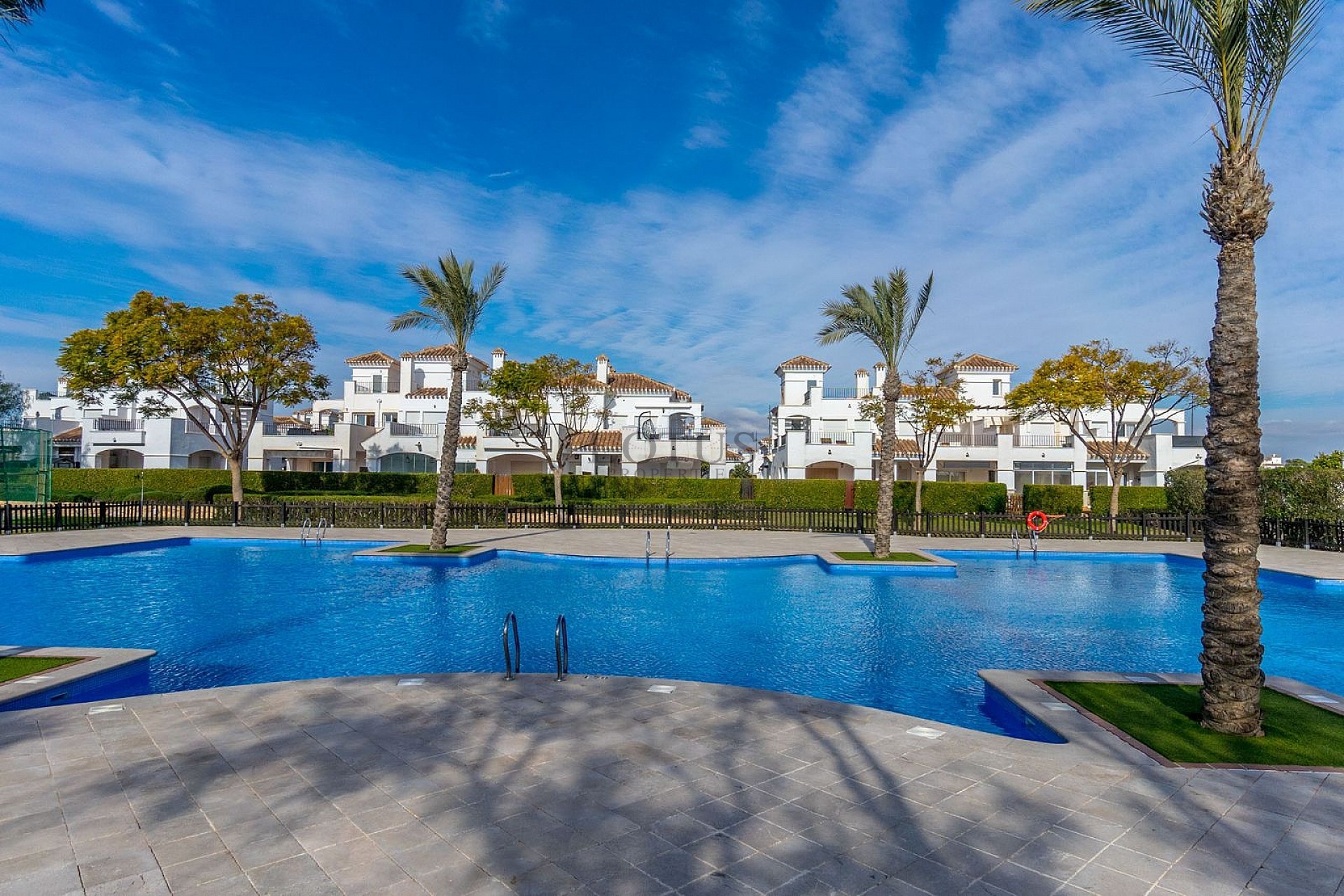 Fantastiskt fint parhus i La Torre Golf resort - Lotus Properties