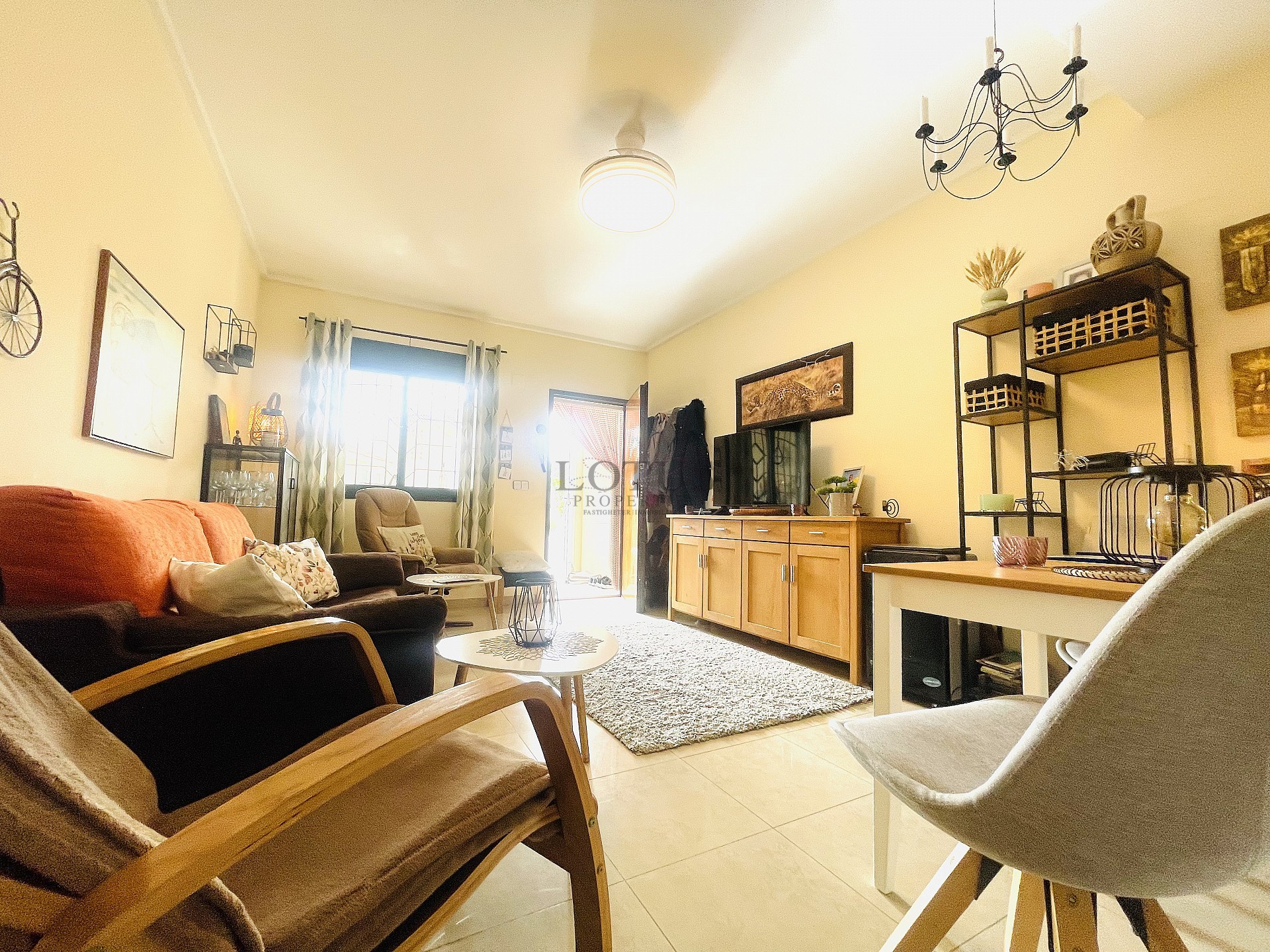 Radhus i vackra Residencial Albamar i Ciudad Quesada - Lotus Properties