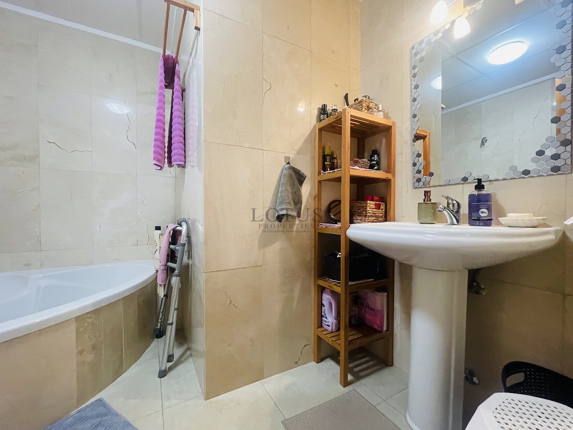 Radhus i vackra Residencial Albamar i Ciudad Quesada - Lotus Properties