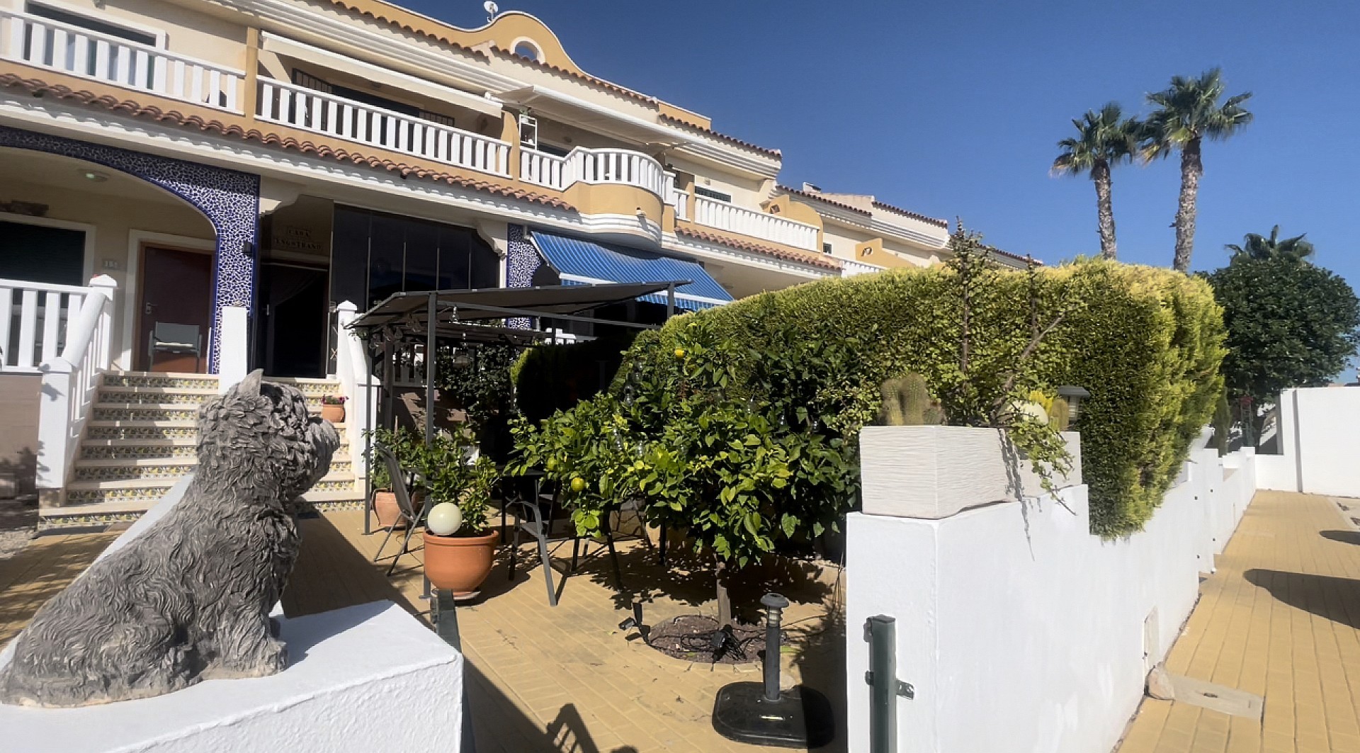 Radhus i vackra Residencial Albamar i Ciudad Quesada - Lotus Properties