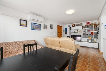 Appartement met 3 slaapkamers op slechts 300 meter van het strand van La Mata! - Lotus Properties
