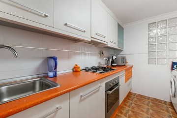 Appartement met 3 slaapkamers op slechts 300 meter van het strand van La Mata! - Lotus Properties