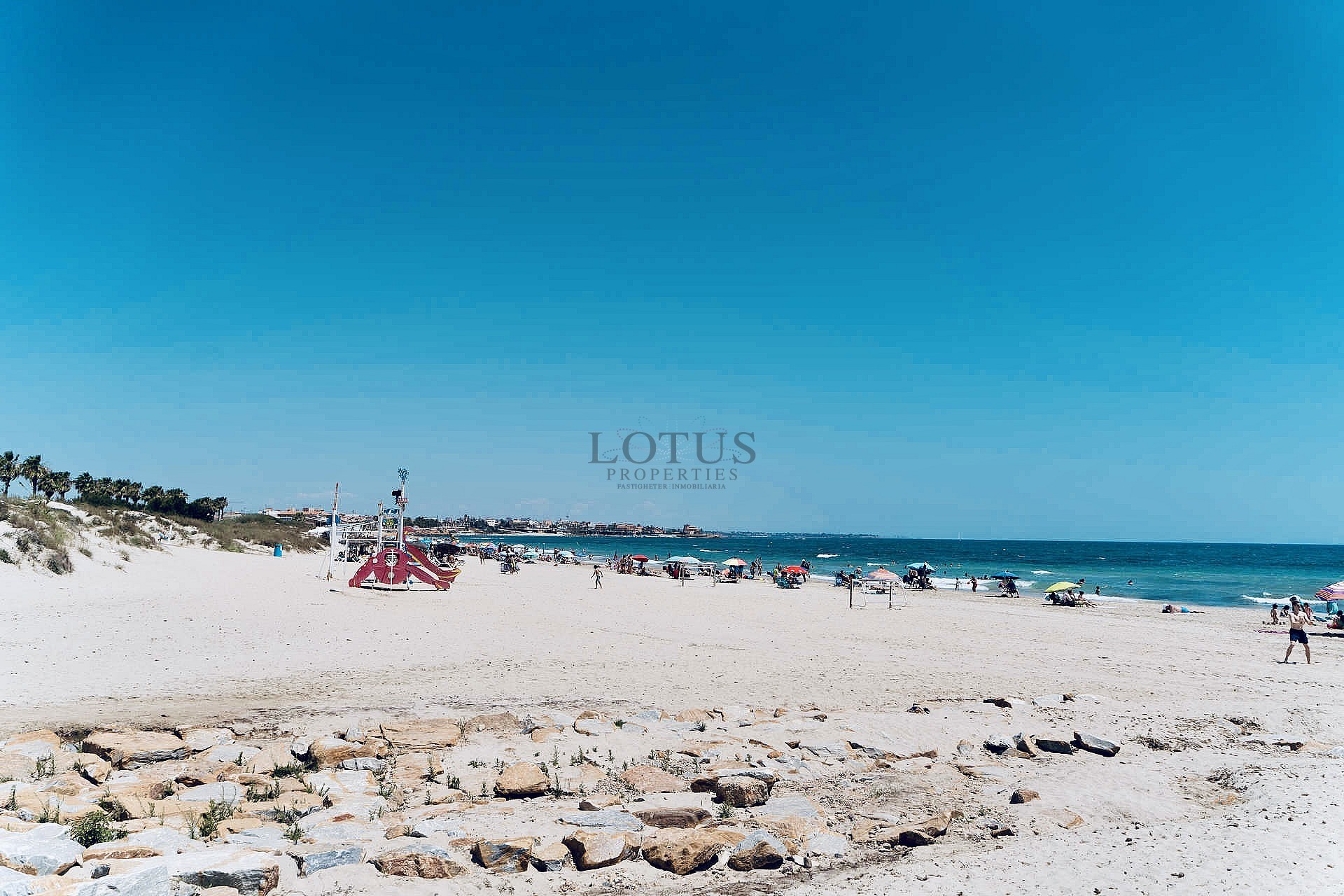 Upplev Medelhavet med lyx - Lotus Properties