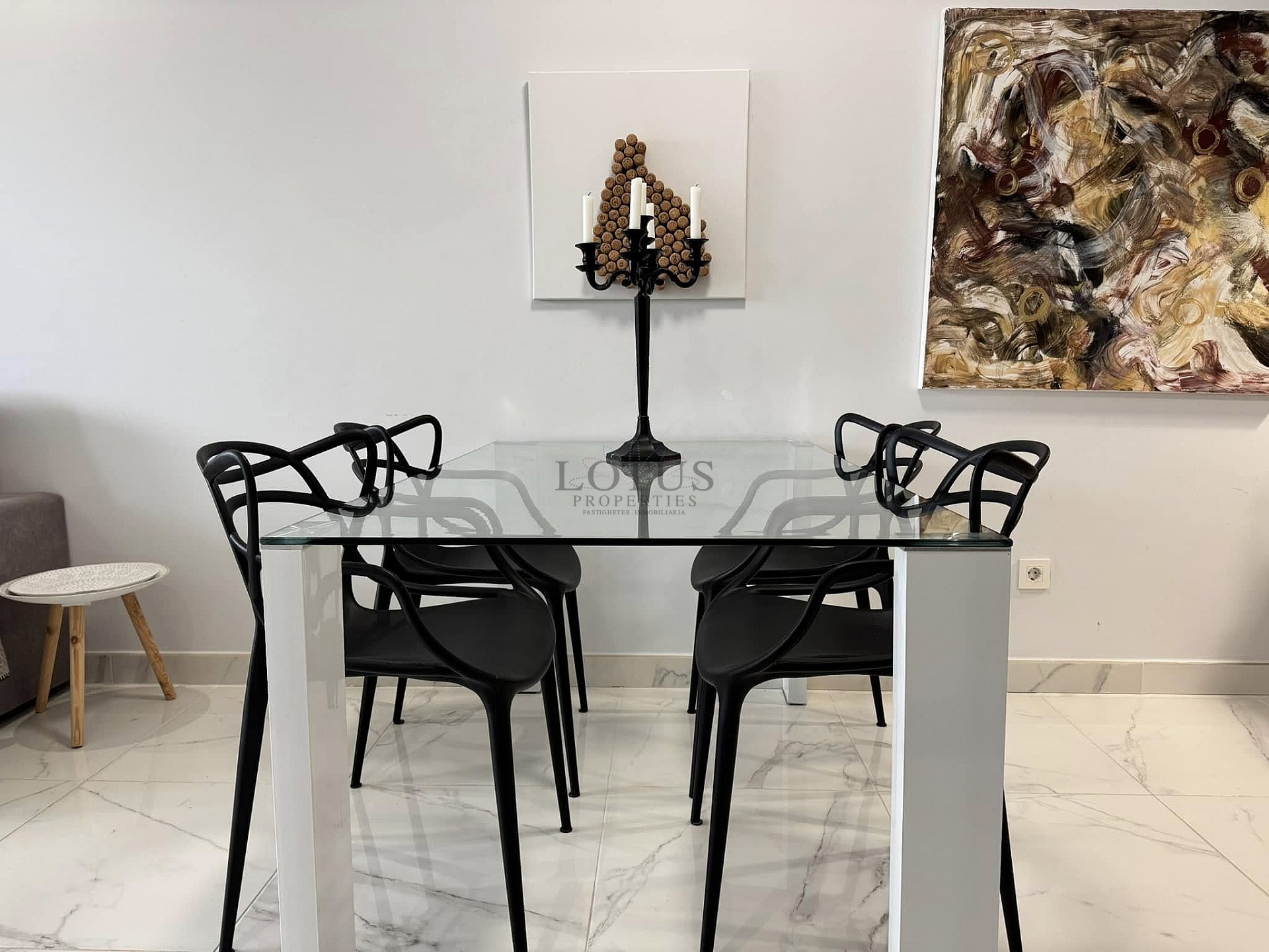 Fantastisk Markplan med Moderna Bekvämligheter - Lotus Properties