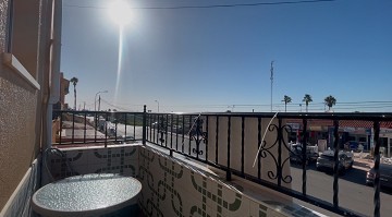 Mooi duplex appartement in El Chaparral met zwembad en terras op westlocatie! - Lotus Properties
