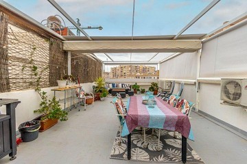 Pareltje met privé dakterras op slechts 250 m van Playa Los Locos - Lotus Properties