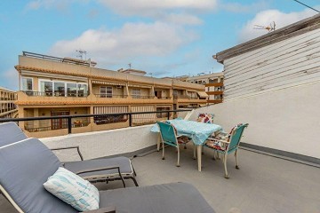 Pareltje met privé dakterras op slechts 250 m van Playa Los Locos - Lotus Properties