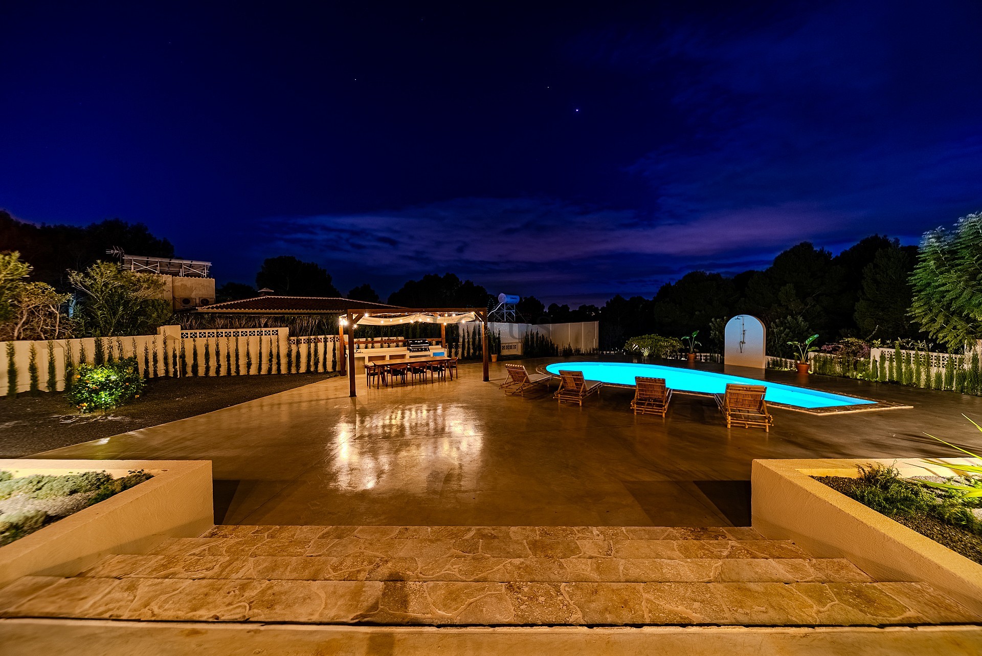 Lyxvilla till salu i Altea med imponerande utsikter - Lotus Properties