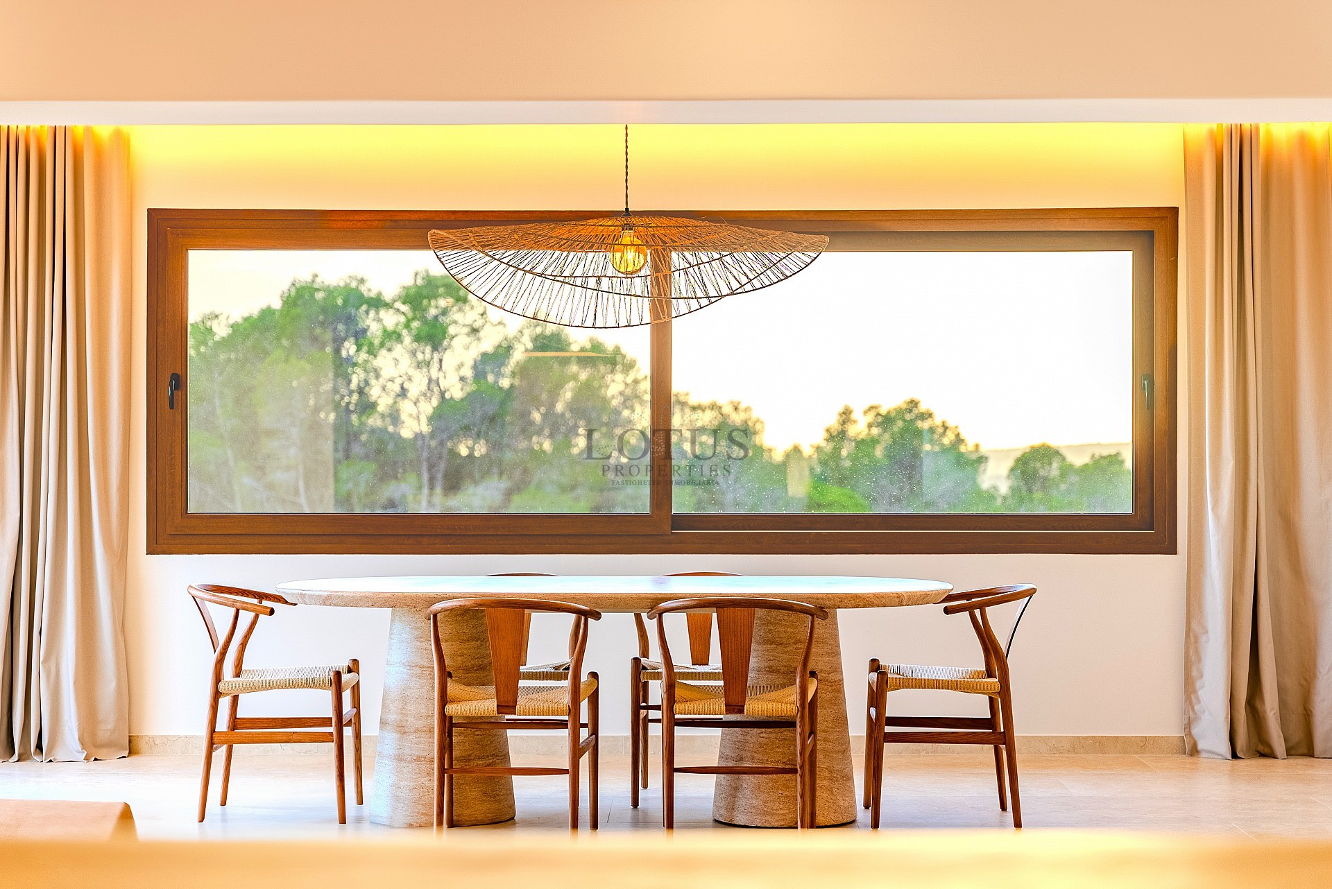 Lyxvilla till salu i Altea med imponerande utsikter - Lotus Properties