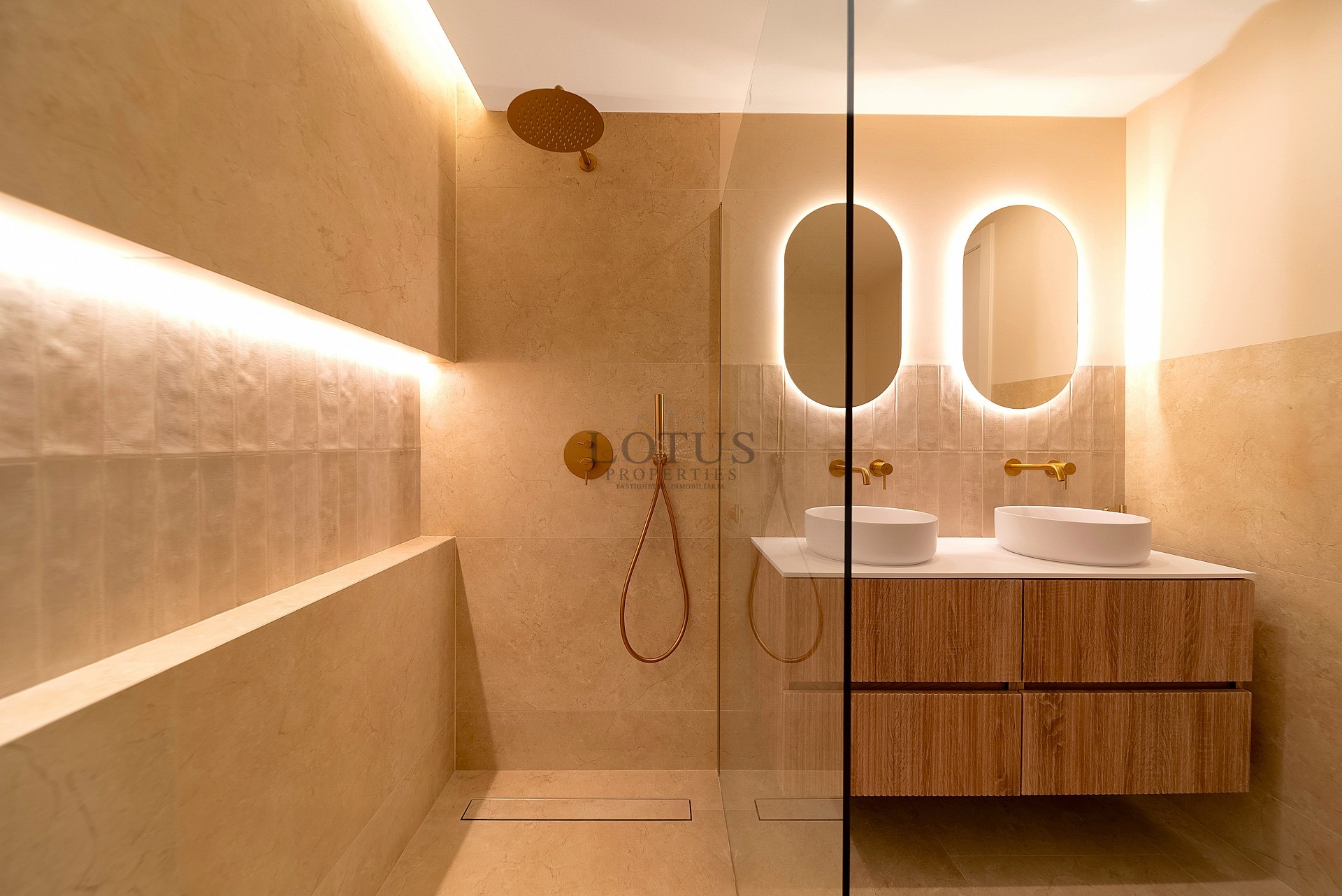 Lyxvilla till salu i Altea med imponerande utsikter - Lotus Properties