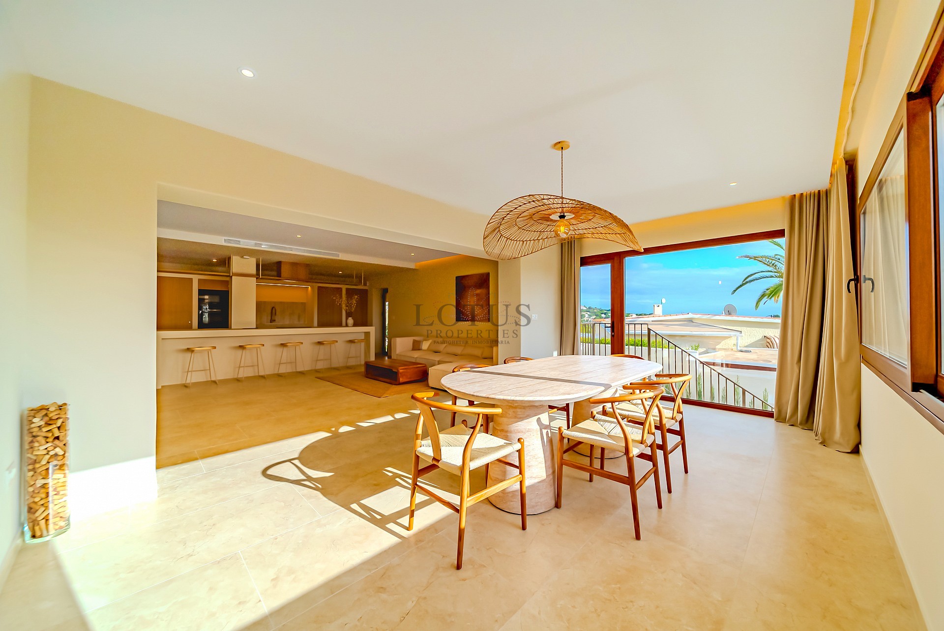 Lyxvilla till salu i Altea med imponerande utsikter - Lotus Properties