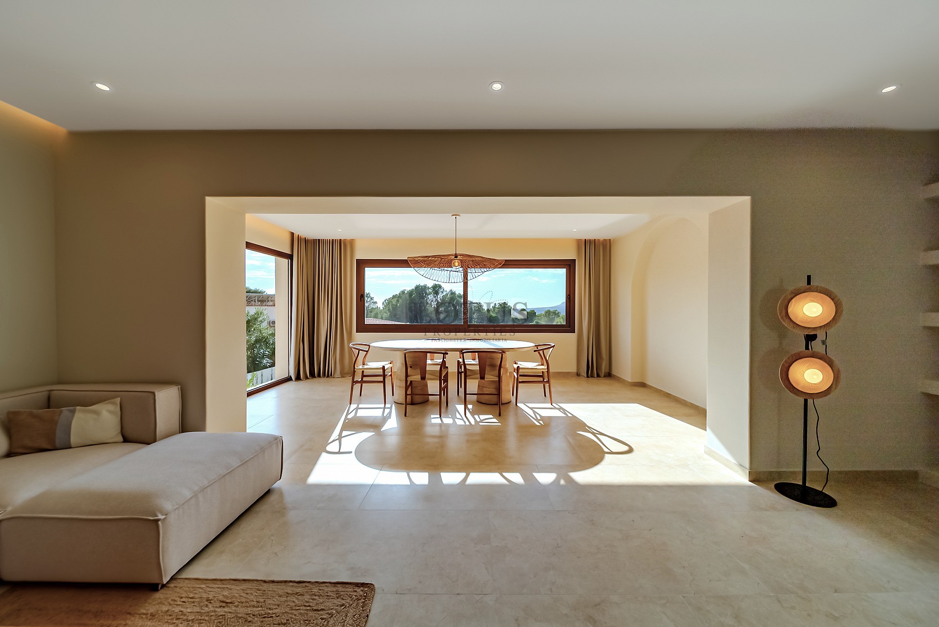 Lyxvilla till salu i Altea med imponerande utsikter - Lotus Properties