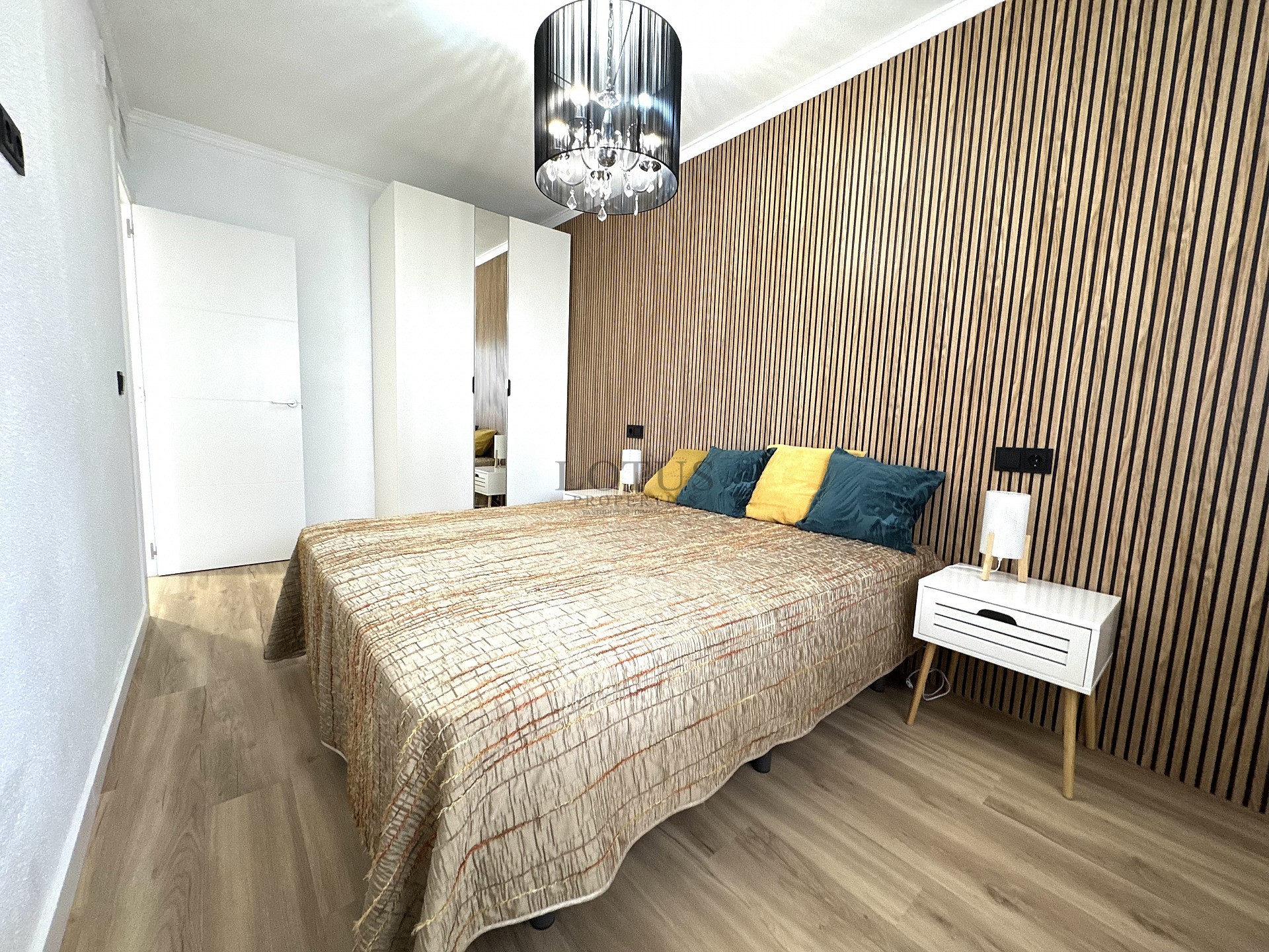 Reformed 3 bed 200 m to the beach - Lotus Properties