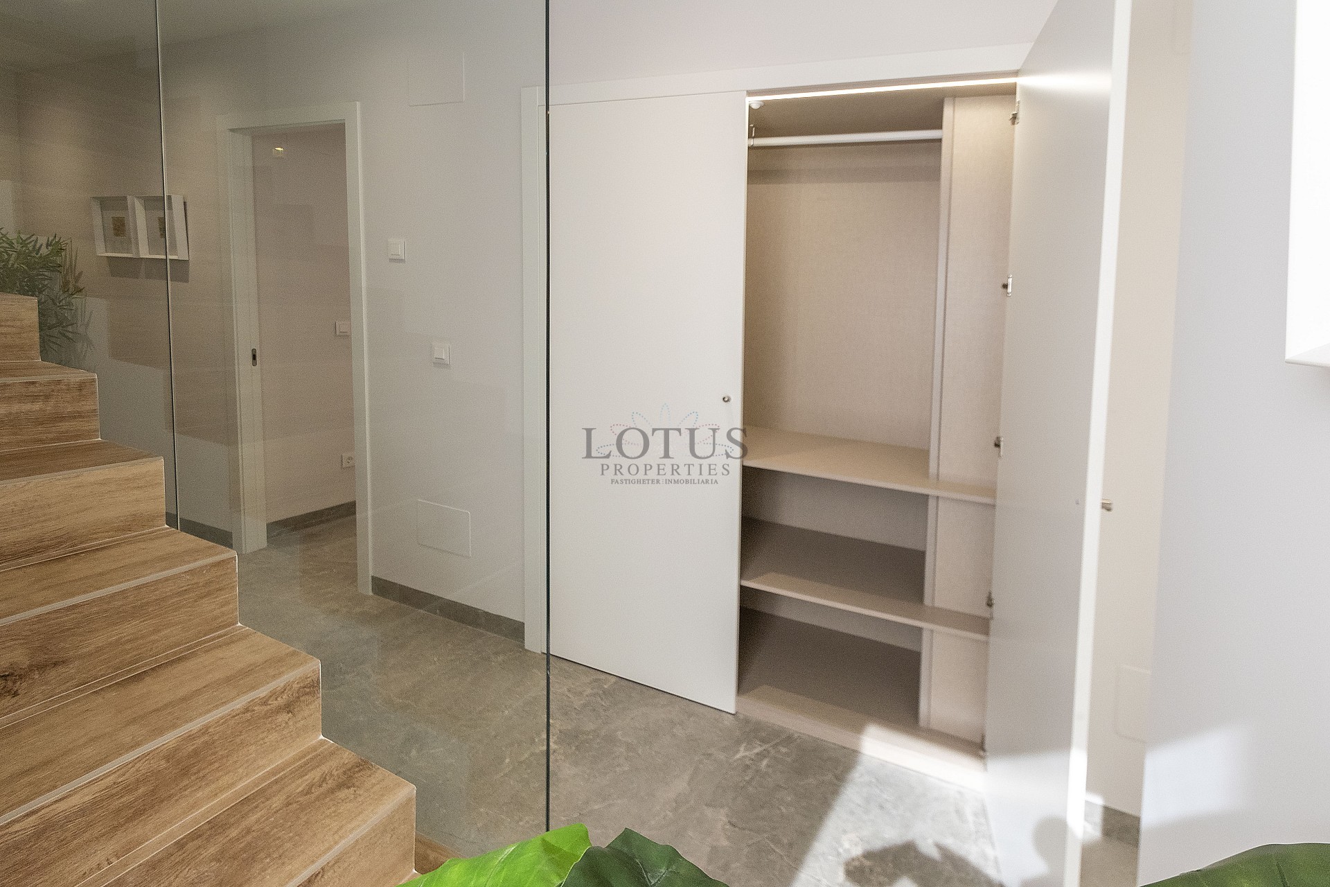 Nybyggnation av 6 magnifika villor i Fantastiska Pilar de la Horadada - Lotus Properties