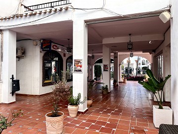 GOED GEPLAND APPARTEMENT IN HET HART VAN VILLAMARTIN PLAZA - Lotus Properties