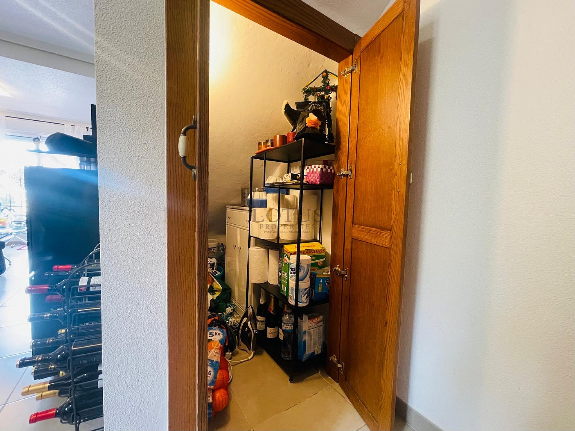 Super fin takvåning med takterrass i sydväst läge i Altos de la Bahia XI - Lotus Properties