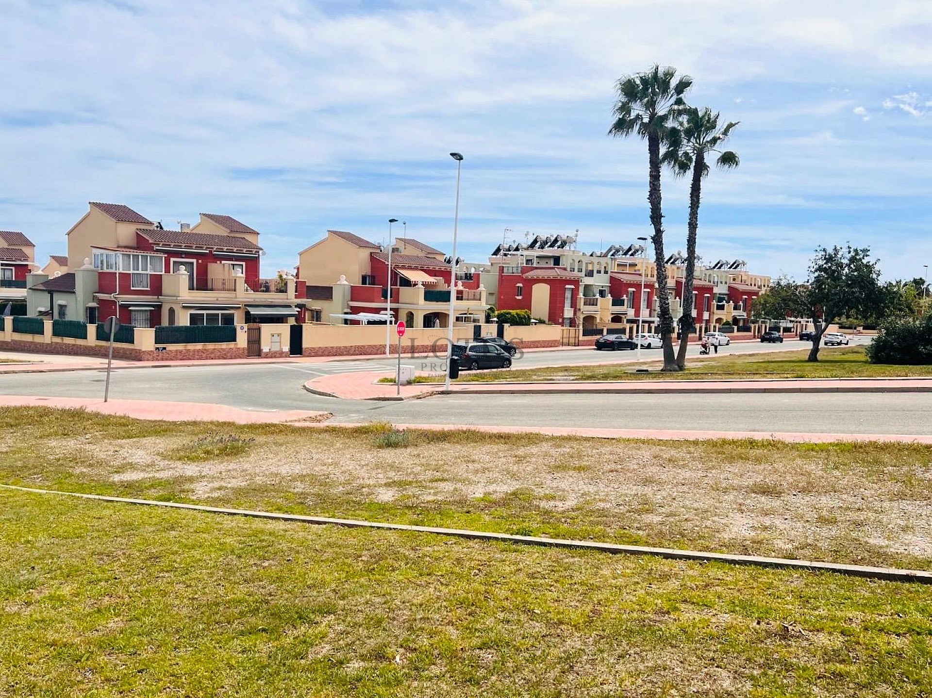 Super fin takvåning med takterrass i sydväst läge i Altos de la Bahia XI - Lotus Properties