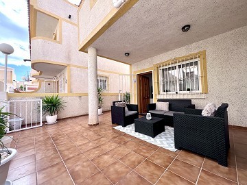 Fantastisk hörnlägenhet i Los Altos - Lotus Properties