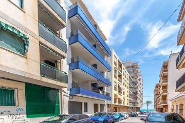 ФАНТАСТИЧЕСКАЯ КВАРТИРА С 3 СПАЛЬНЯМИ ВСЕГО В 90 МЕТРАХ ОТ ПЛАЙЯ ДЕЛЬ КУРА В ТОРРЕВЬЕХЕ С БАССЕЙНОМ - Lotus Properties