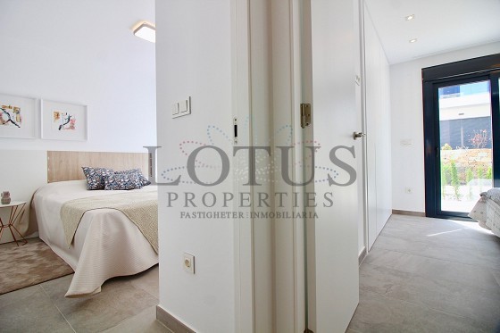 Bungalow con 3 Dormitorios - Los Balcones  - Lotus Properties