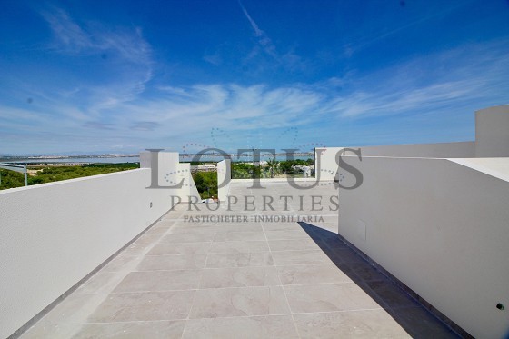 Bungalow con 3 Dormitorios - Los Balcones  - Lotus Properties