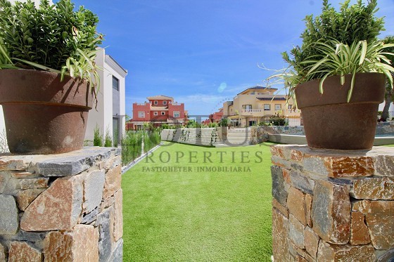 Bungalow con 3 Dormitorios - Los Balcones  - Lotus Properties