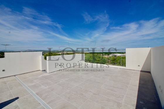 Bungalow con 3 Dormitorios - Los Balcones  - Lotus Properties