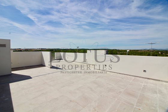 Bungalow con 3 Dormitorios - Los Balcones  - Lotus Properties