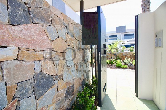 Bungalow con 3 Dormitorios - Los Balcones  - Lotus Properties