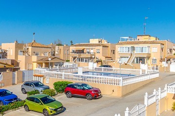 Södervänd Quad i populära Rocio II i hjärtat av Aguas Nuevas - Lotus Properties