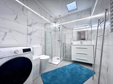 Casa adosada de una planta recién reformada en Torreta - Lotus Properties