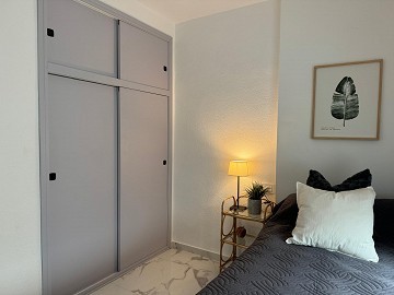 STUNNING RENOVATED 4-BEDROOMS APARTMENT WITH PRIVATE GARAGE – JUST 200 METERS FROM THE BEACH IN TORREVIEJA. - Lotus Properties