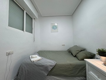 Apartamento en el corazón de Torrevieja, a tan solo 600 metros del mar. - Lotus Properties