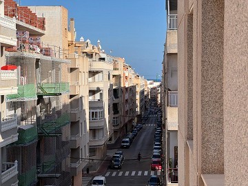 Apartamento en el corazón de Torrevieja, a tan solo 600 metros del mar. - Lotus Properties