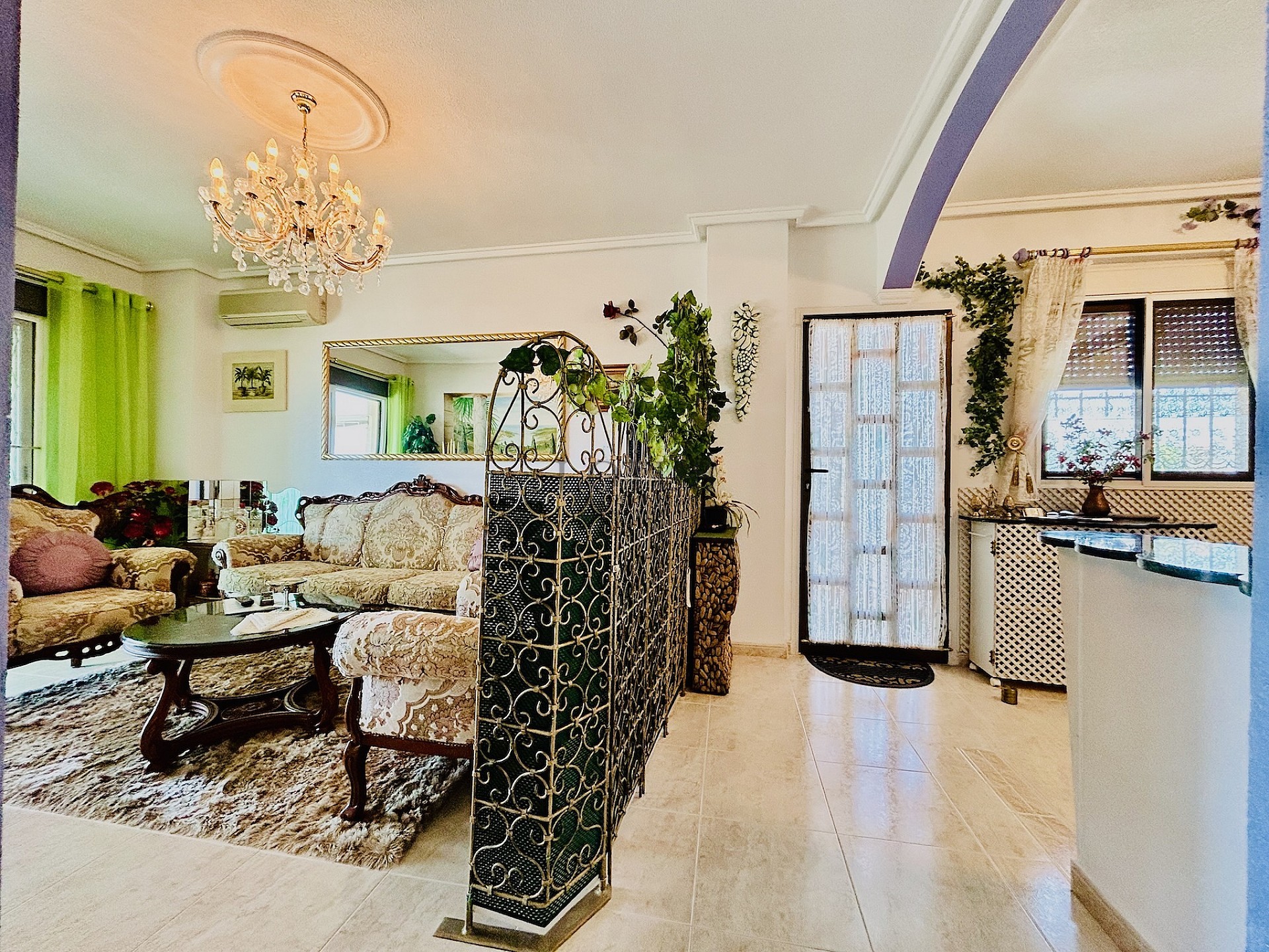 Apartamento con vistas panorámicas en Ciudad Quesada - Lotus Properties