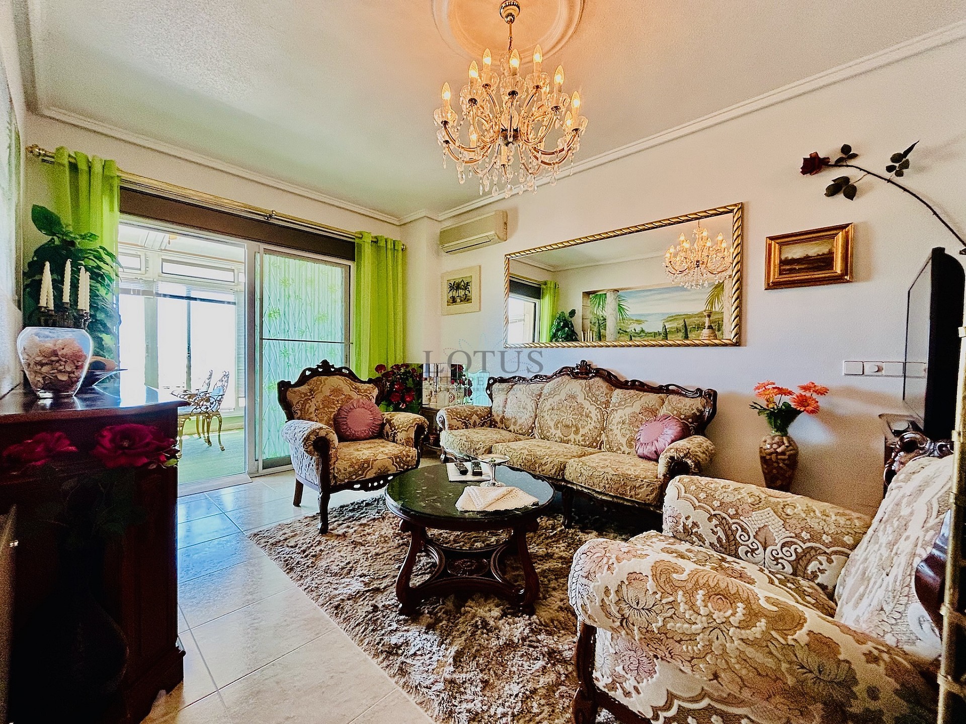 Apartamento con vistas panorámicas en Ciudad Quesada - Lotus Properties