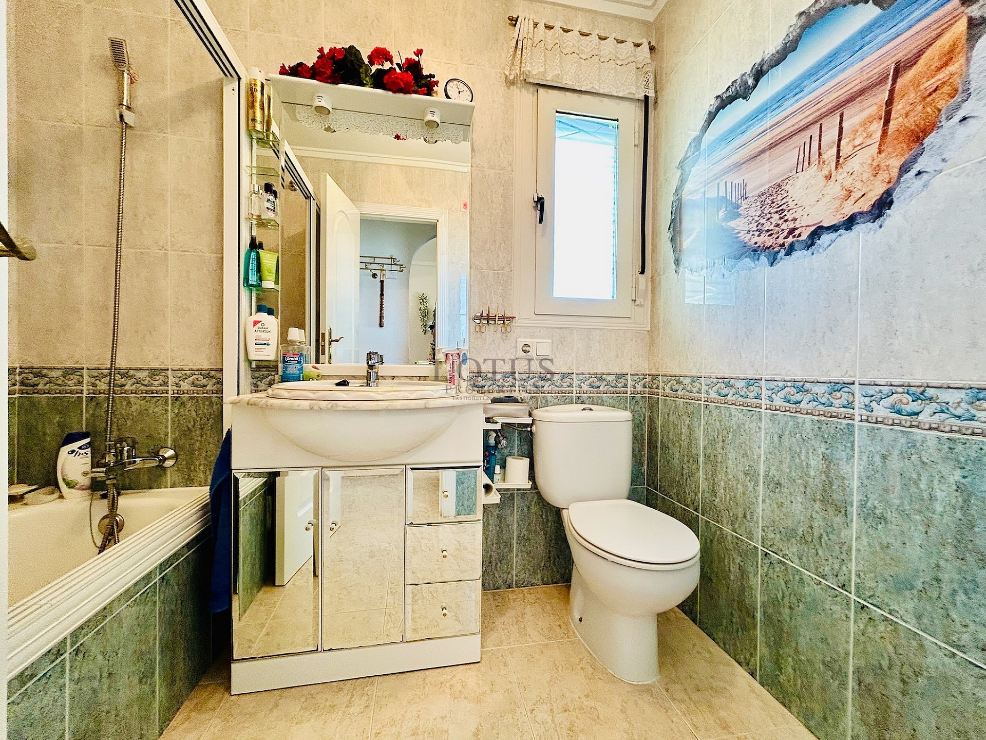 Apartamento con vistas panorámicas en Ciudad Quesada - Lotus Properties