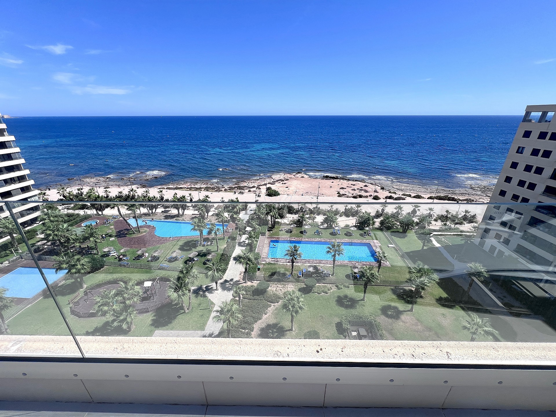 SPECTACULAR PENTHOUSE IN PUNTA PRIMA - Lotus Properties