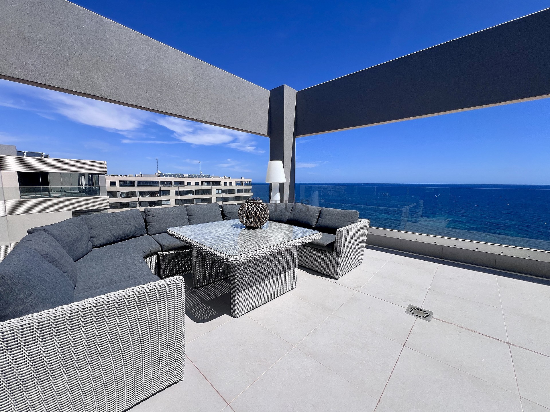 SPECTACULAR PENTHOUSE IN PUNTA PRIMA - Lotus Properties